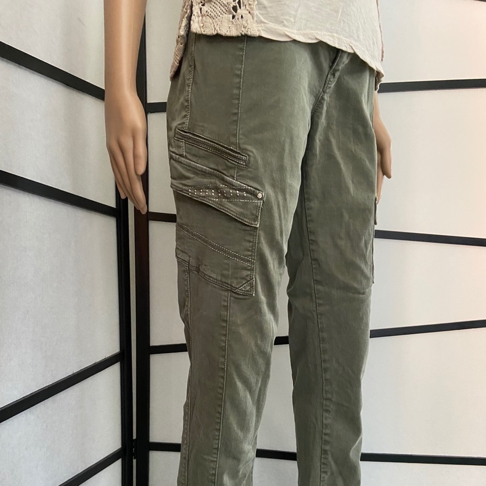 WHBM “Cargo” Skinny Ankle Jeans